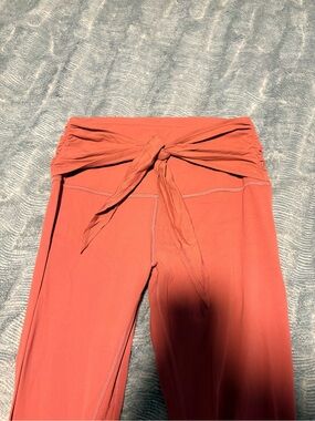 lululemon athletica Coral Tie-Waist High-Rise Leggings